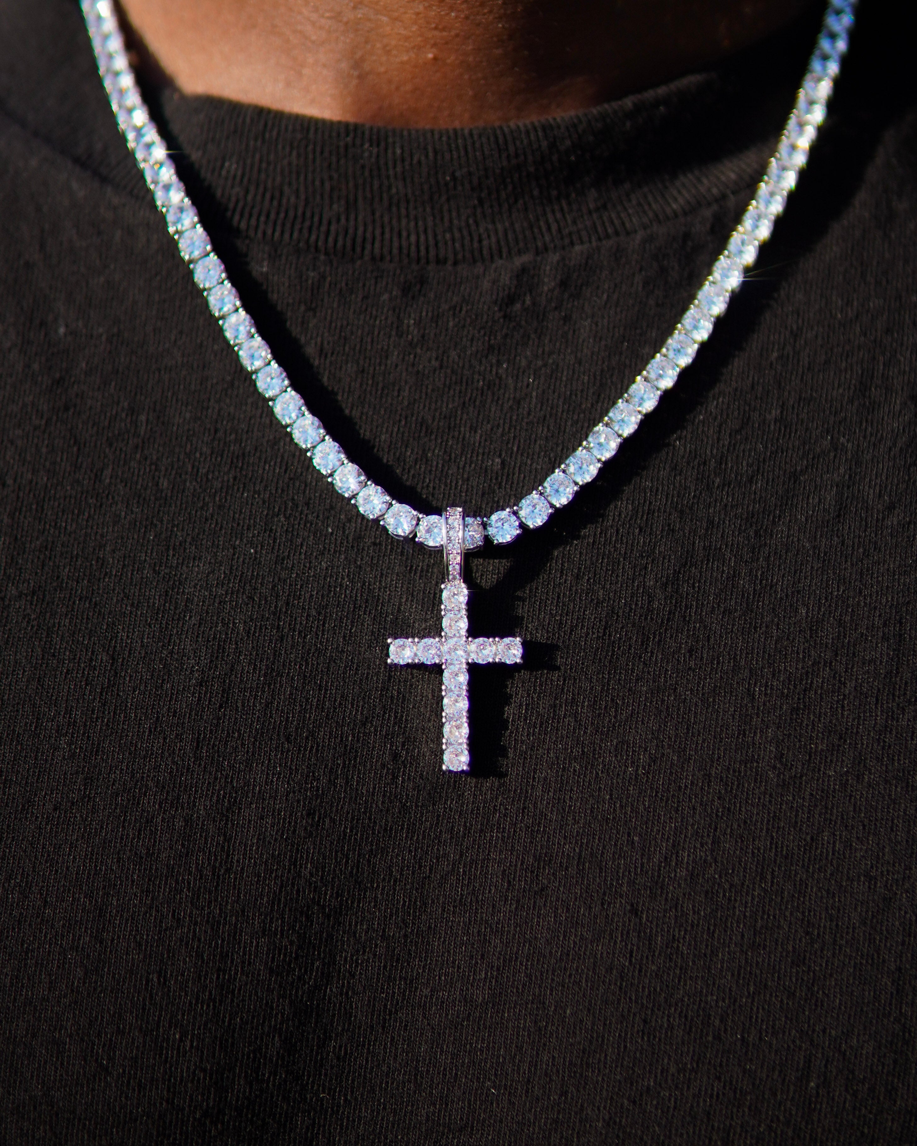 Diamond Cross Pendant - 14K White Gold - Lavenir Jewelry